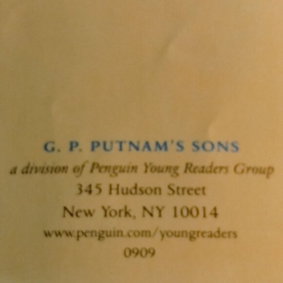 Tarra and Bella The Elephant and Dog Who Became Best Friends Carol Buckley Book - Picture 5 of 6